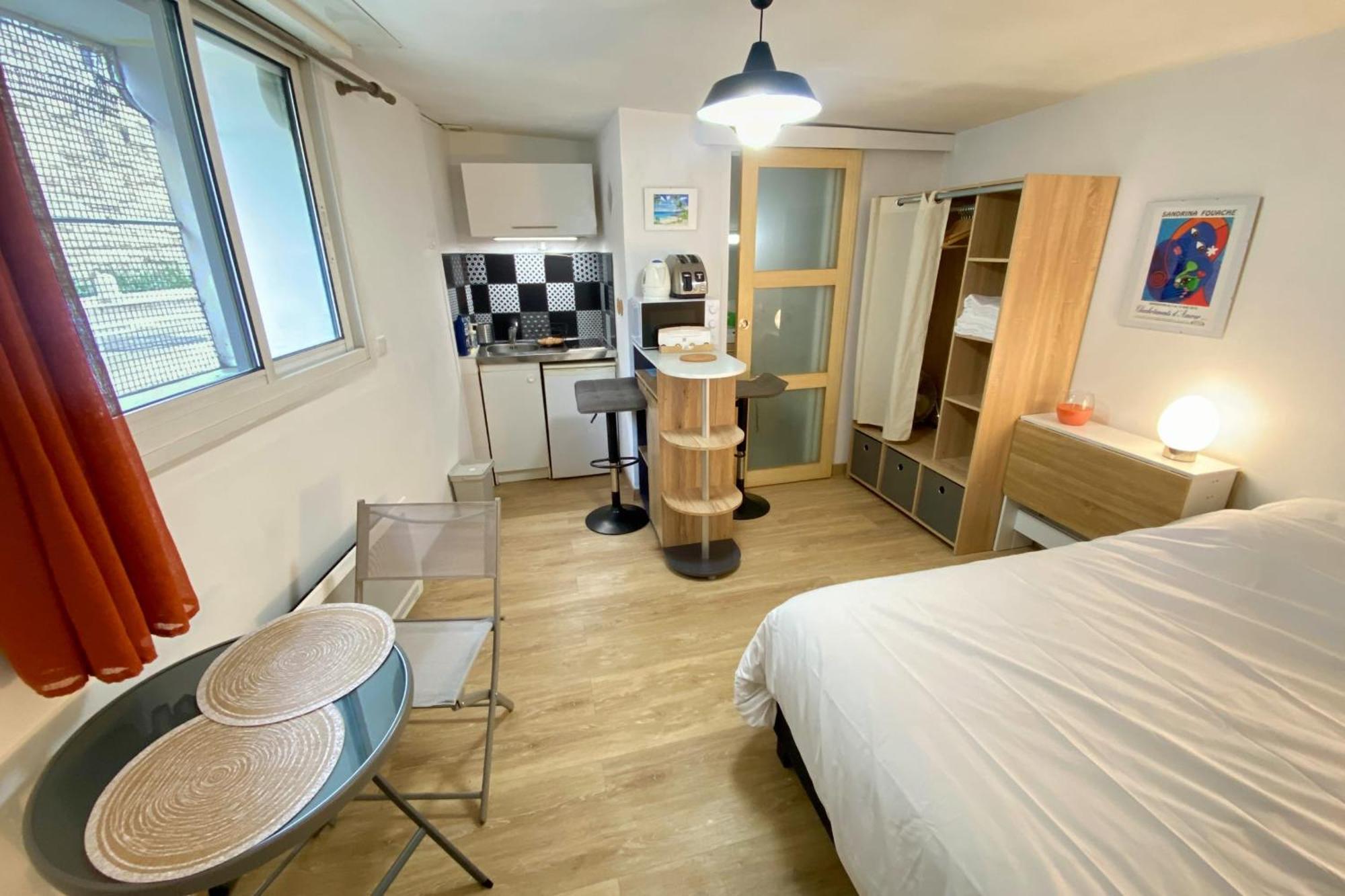Studio Near The City Center Montpellier Buitenkant foto