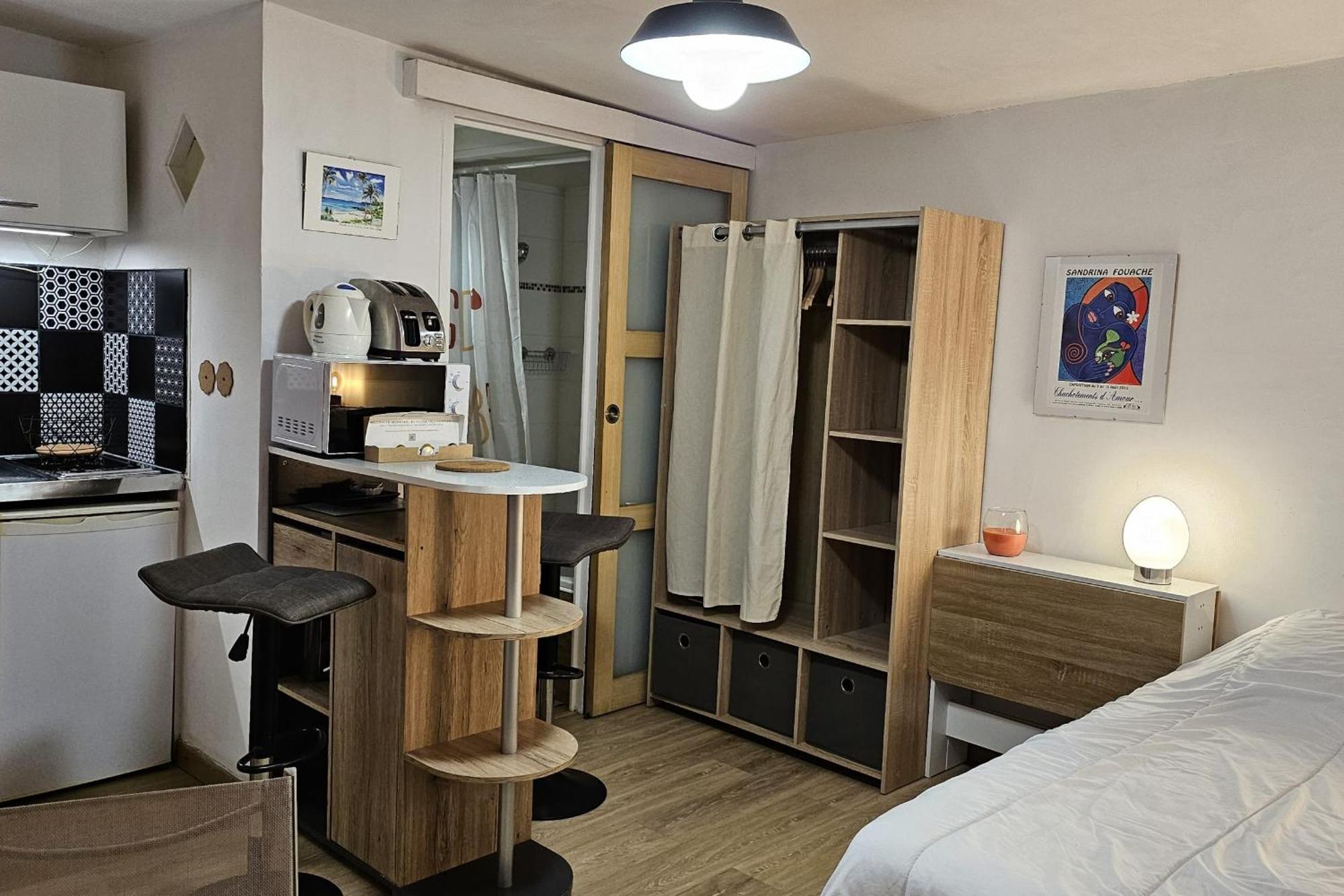 Studio Near The City Center Montpellier Buitenkant foto
